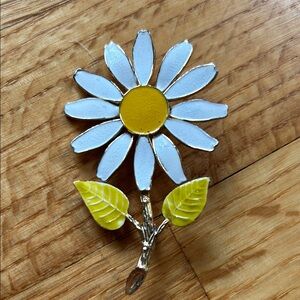 Vintage Enamel White and Yellow Daisy Brooch